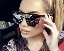 Load image into Gallery viewer, Universal Designer Sunglasses
